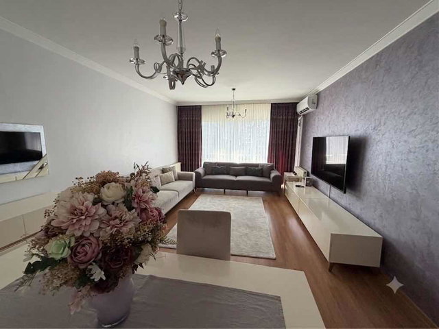 NURGÜL GÖKÇE DEN HOME ART SİTESİNDE EŞYALI 2+1 KİRALIK DAİRE