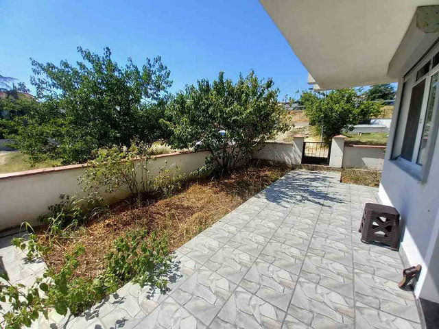 REMAXLAND DEN TEKİRDAĞ YENİCEDE TRİPLEX VİLLA