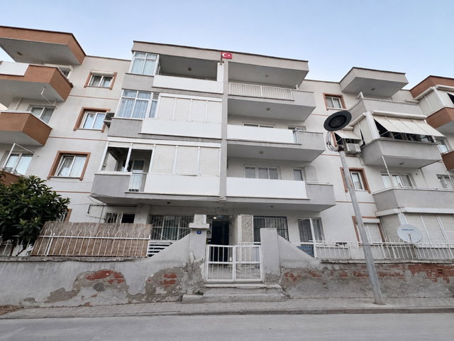 ISMET INÖNU MAHALLESI 3+1 IZBANA YÜRÜME MESAFESI KIRALIK DAIRE