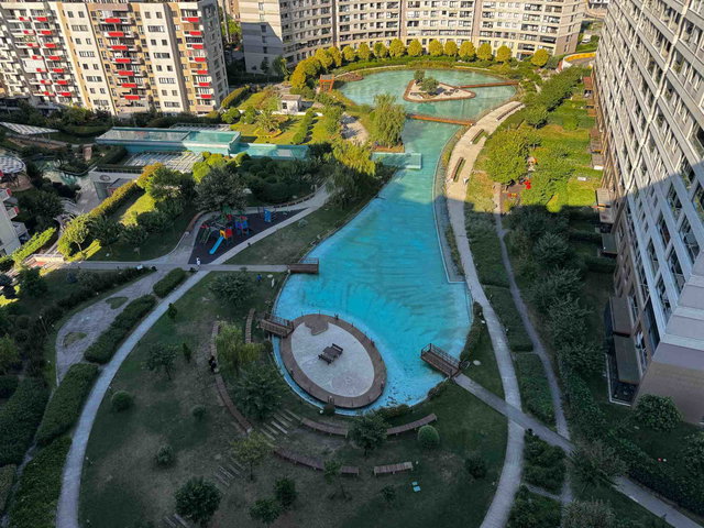 SİNPAŞ LİVA SATIŞ OFİSİ REMAX PROF SEZAİ T. SATILIK 3+1 GÖL MANZARALI