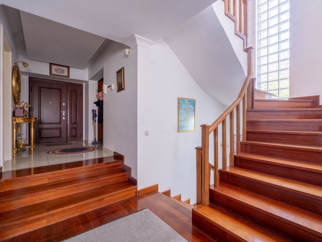 ÇAYYOLU 2 / SEBAT SİTESİNDE 4+2 SATILIK VİLLA