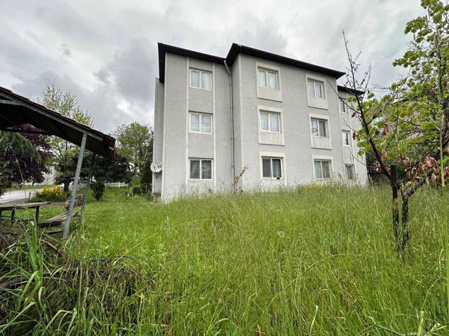 BAŞİSKELE SERDAR MAH.İÇİ YAPILI 3+1 DÜZ DAİRE YUVACIK KALICI KON