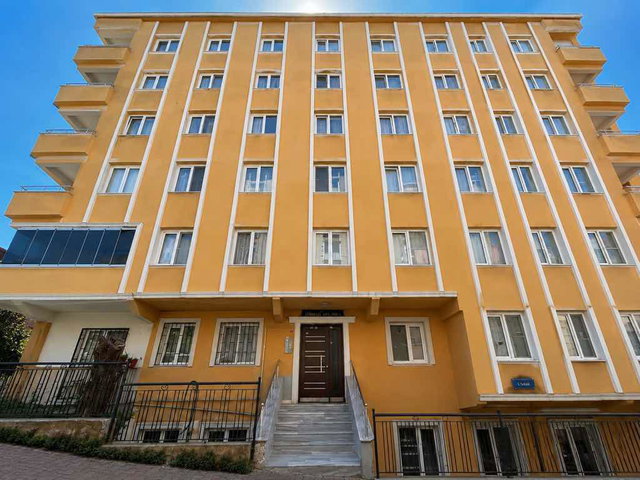 BAHÇELİEVLER’DE GÜNEY CEPHELİ 3+1 | 120 M² BRÜT | BALKONLU | KREDİYE UYGUN