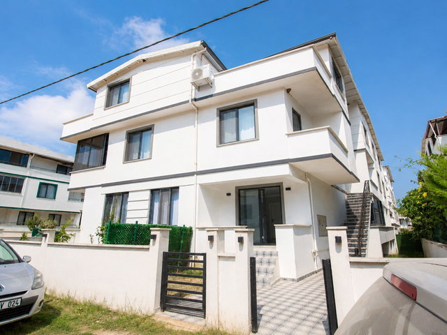 REMAX BEYAZ KARACABEY BAYRAMDERE’DE SIFIR ÇATI DUBLEKS 2+1