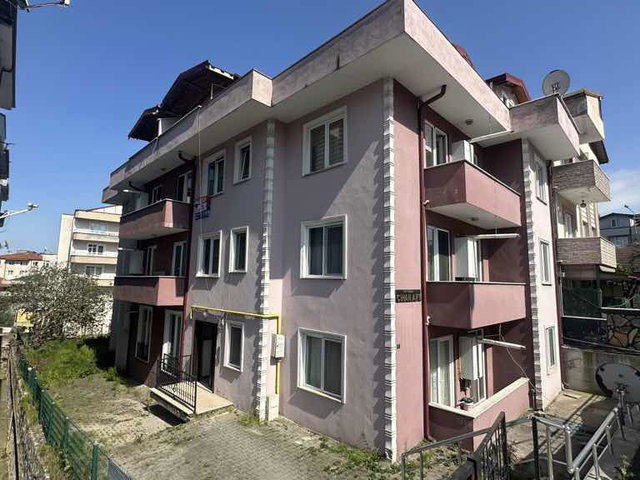SERDİVAN’DA 2+1 EŞYALI KİRALIK DAİRE | 2019 YAPIM, BALKONLU, DOĞALGAZ KOMBİLİ
