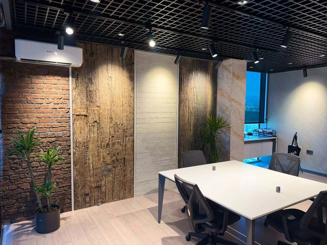 NEK TOWER 1+1 GENİŞ MT2 EŞYALI YADA EŞYASIZ SATILIK LÜX OFİS+KONUT