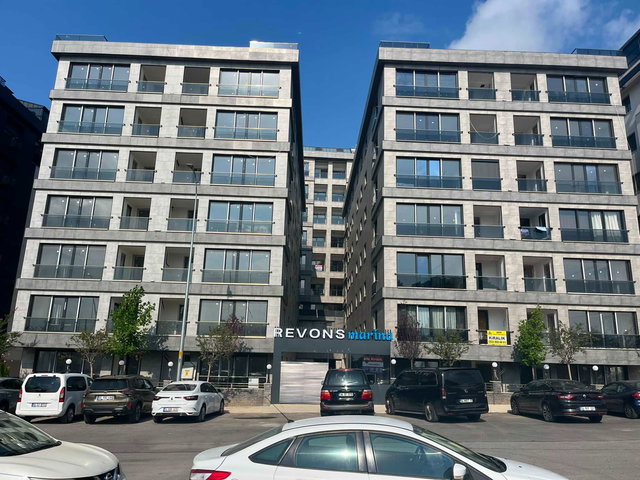 GEZİBOYU CD.'DE REVONS MARINA SITESİNDE SIFIR 3+1  KİRALIK DAİRE