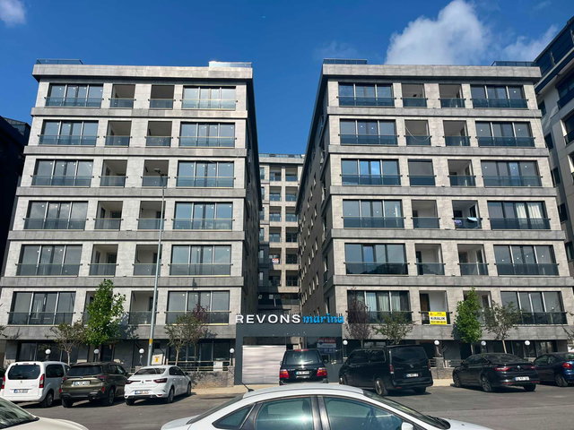 GEZİBOYU CD.'DE REVONS MARINA SITESİNDE SIFIR 3+1 SATILIK LÜX DAİRE