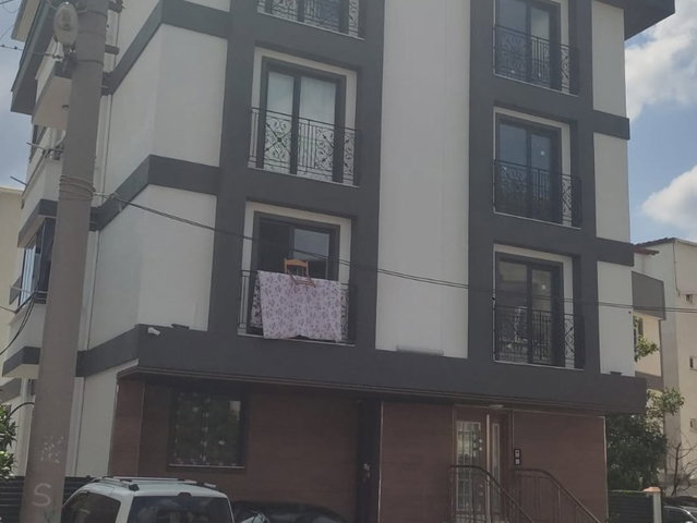 DARICA OSMANGAZİ’DE 2025 YAPIMI 3+1 | 2 BANYO | BALKONLU | DOĞALGAZ KOMBİLİ KİRALIK DAİRE