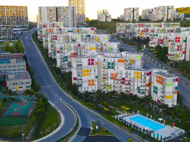 ÖZLEM KILIÇ REMAX- NARCITY 'DE GIYINME ODALI 2+1