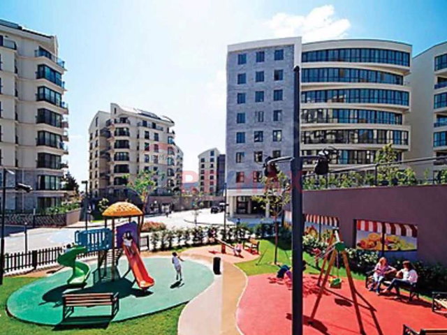 RİNGS İSTANBUL SİTESİNDE EN İYİ KONUMDA KİRALIK CUMBALI DAİRE