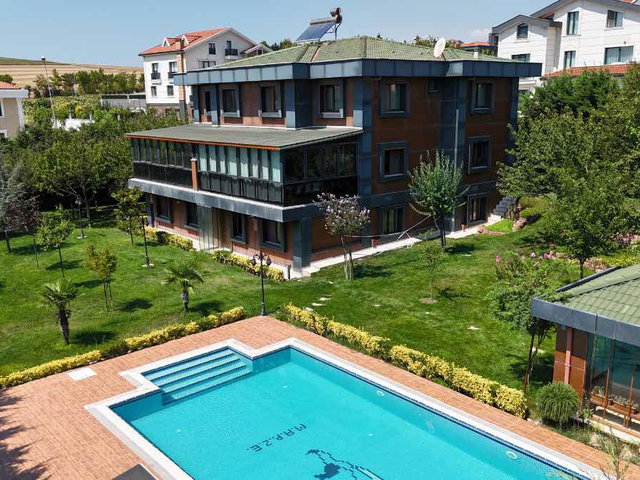 REMAX TEN BÜYÜKÇEKMECE TEPEKENTTE TEK VİLLA 3 BAĞIMSIZ BÖLÜM 12+4 VİLLA