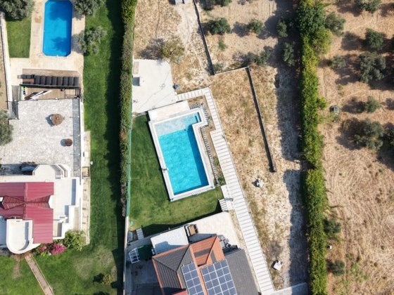 URLA´DA PANORAMIK DENIZ MANZARALI TAM MÜSTAKIL LÜKS VILLA
