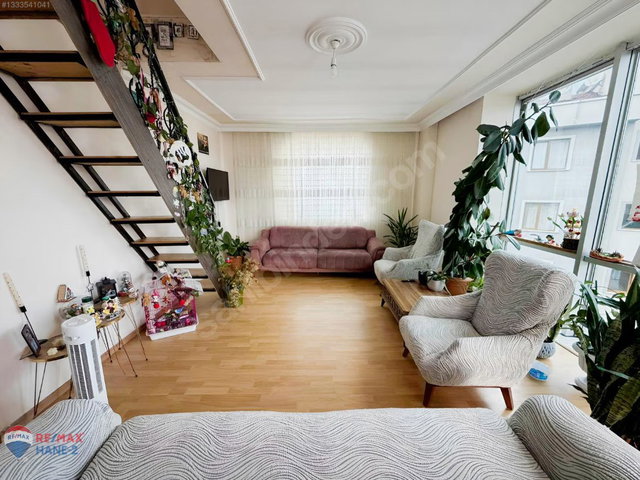 TUZLA AYDINLI'DA TERASLI DUBLEX 160 M2