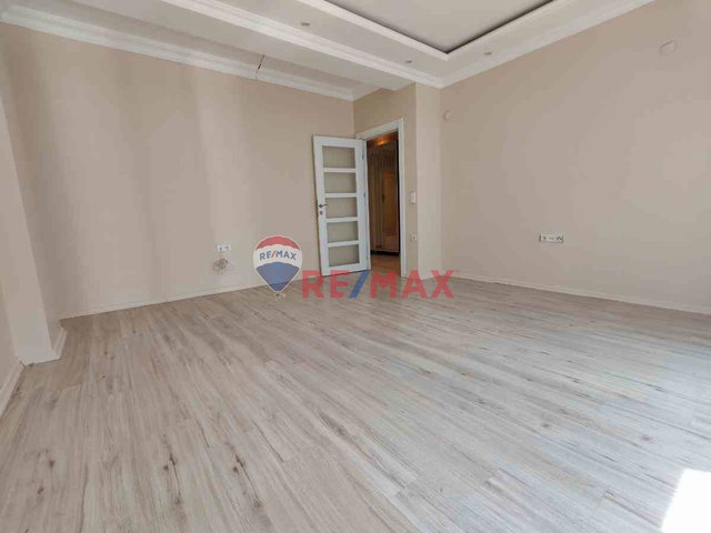 BAYRAMPAŞA MURATPAŞA’DA GÜNEY CEPHE 2+1 | BALKONLU | KAT MÜLKİYETLİ | KREDİYE UYGUN