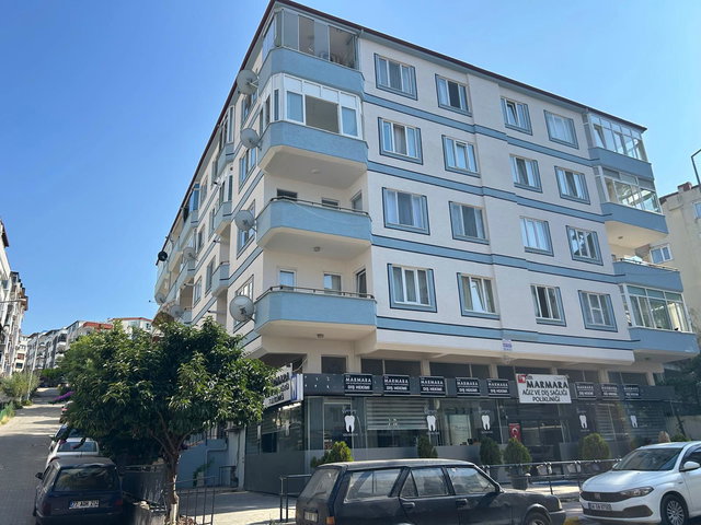 RE/MAX ŞEHİR'DEN ÇINARCIK MERKEZDE SATILIK DAİRE