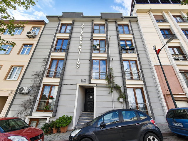 RE/MAX VENÜS’TEN DARICA MERKEZDE ÇARŞI İÇİNDE EŞYALI 1+1 KİRALIK DAİRE
