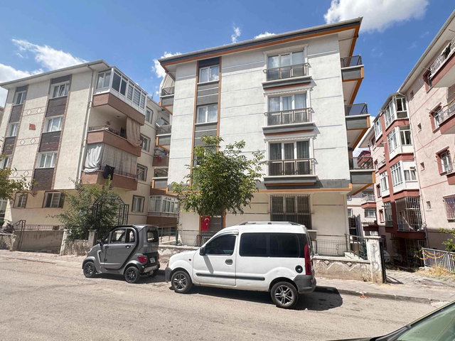 MAREŞAL ÇAKMAK’TA  3+1 110 M² BRÜT ASANSÖRLÜ KREDİYE UYGUN