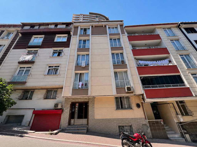 YEŞİLKENT MAHALLESİ’NDE SATILIK 1+1