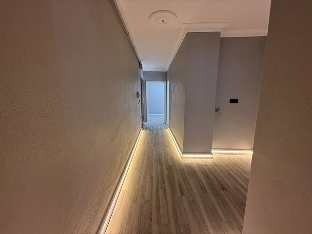 SULTANGAZİ ESENTEPE’DE SATILIK 2+1 90 M² TADİLATLI DAİRE