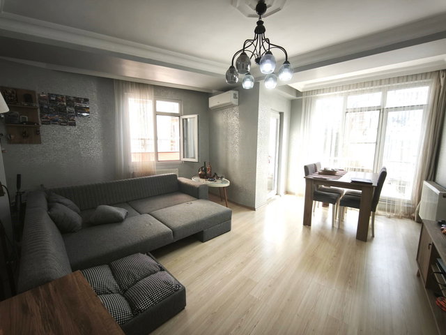 YENİBOSNA RADARA YAKIN SATILIK 2+1 DAİRE