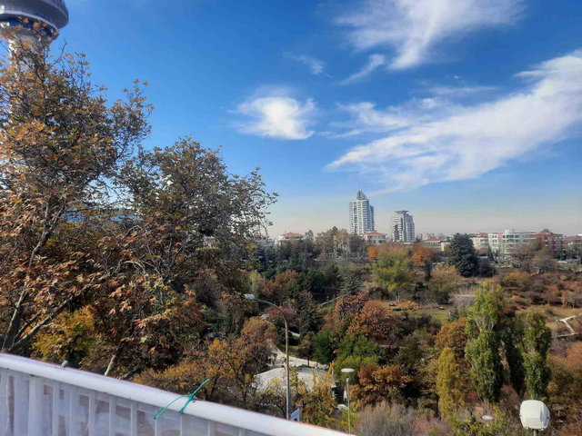 ÇANKAYA CADDESSİNDE BOTANİK CEPHELİ 375M2 EŞSİZ TAM KAT TERAS