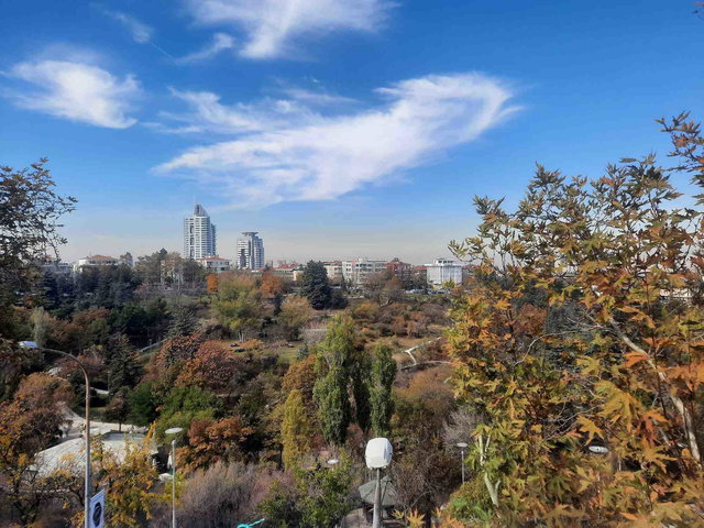 ÇANKAYA CADDESSİNDE BOTANİK CEPHELİ 375M2 EŞSİZ TAM KAT TERAS