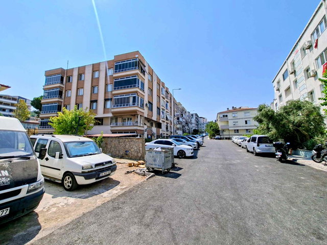 ALİAĞA KURTULUŞ İZSU KARŞISI 3+1 BAHÇE KATI | 125 M² NET | 3 BALKONLU | SATILIK DAİRE
