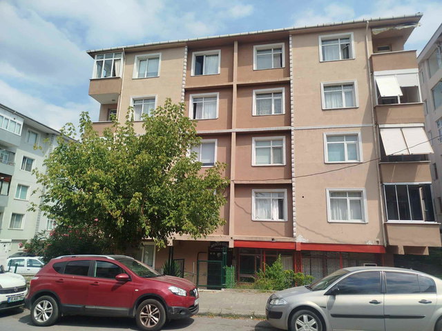 REMAX NATURAL'DAN DEĞİRMENDERE'DE SATILIK İÇİ YAPILI 3+1 DAİRE