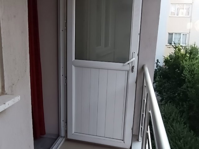 REMAX MODEL DEN ULUS CADDESINE YAKIN 1+1 KIRACILI EŞYALI SATILIK APART
