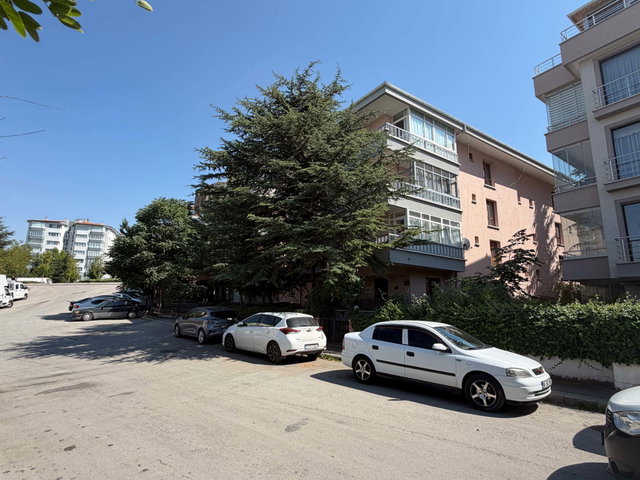 BIRLIK MAHALLESI DOĞUKENT BULVARI’NA CEPHELİ | 3+1 FULL EŞYALI | 135 M² NET KİRALIK DAIRE