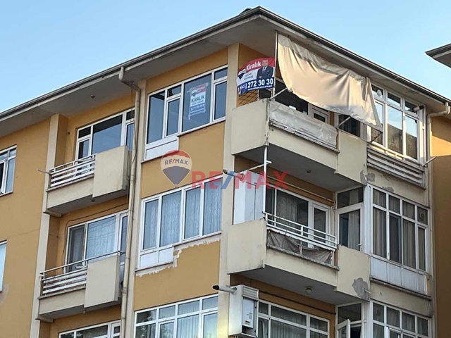 REMAX ŞABAN KARAKAŞ TAN CADDE ÜSTÜ GENİŞ 2+1 KİRALIK