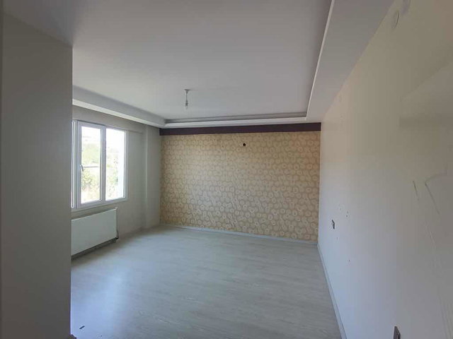DÖNÜMLÜK MAH.KIRALIK 2+1 DAİRE