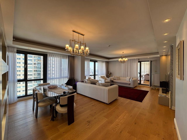 ATAŞEHIR AĞAOĞLU MY TOWERLAND' DA SATILIK ÖZEL YAPIM 3+1 DAIRE