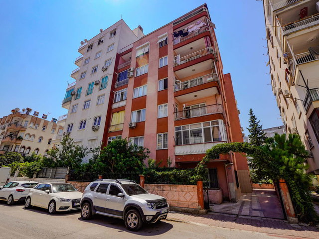 GÜVENLİK MAHALLESİ ASANSÖRLÜ DOĞALGAZLI OTOPARKLI 4+1 DUBLEKS