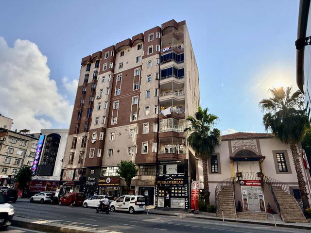 100.YIL BULVARINA CEPHE 2+1 GENİŞ DAİRE