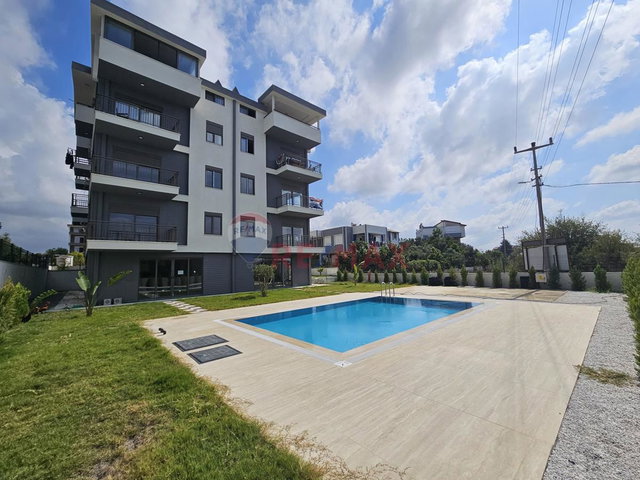 MANAVGAT KIZILOT'TA SATILIK HAVUZLU DENİZE YAKIN DAİRE