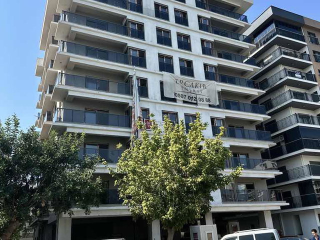 KARŞIYAKA’DA SATILIK SIFIR 3+1 OTOPARKLI DAİRE
