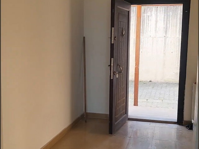 SAPANCA, GÖL VE DOĞA MANZARALI EŞYALI SATILIK  VİLLA