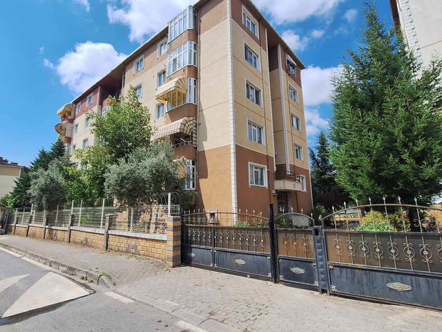 YENİKENT MERKEZİ LOKASYONDA 2+1 ARAKAT KİRALIK DAİRE