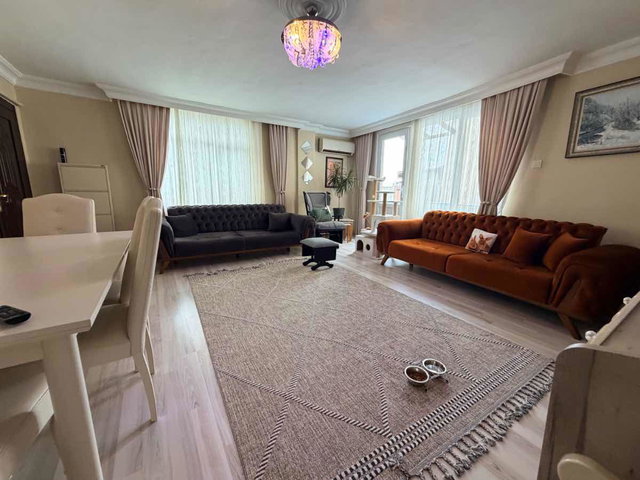 ŞİŞLİ’NİN MERKEZİNDE | 2+1 | 40 M² ÖZEL TERAS | AÇIK BOMONTİ MANZARASI