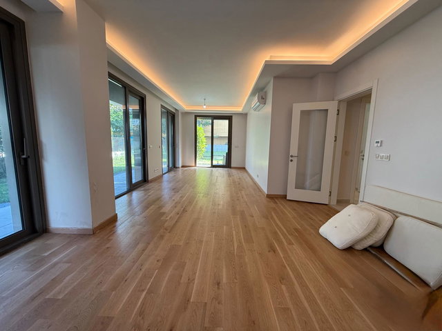 ALTUNİZADE ZİRAAT GYO PROJESİNDE BAHÇE KULLANIMLI 3+1 KİRALIK