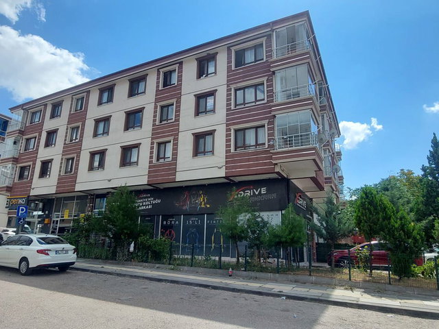 GÜNEŞEVLER MALAZGIRT CD. ÜZERİNDE / MASRAFSIZ / KAPALI GARAJLI / KLİMALI 3+1