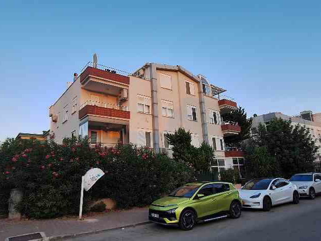 KISMEN DENİZ MANZARALI MUHTEŞEM KONUMDA SATILIK 4+1 DUBLEX DAİRE