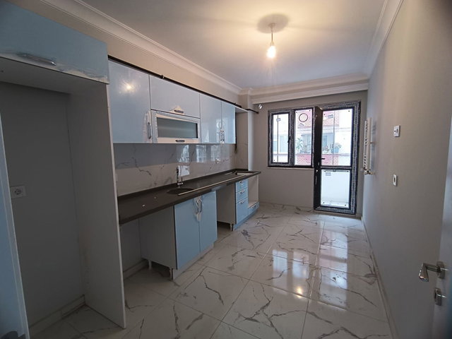 YENİBOSNA RADARA YAKIN 2+1 100 M2 SIFIR KİRALIK DAİRE