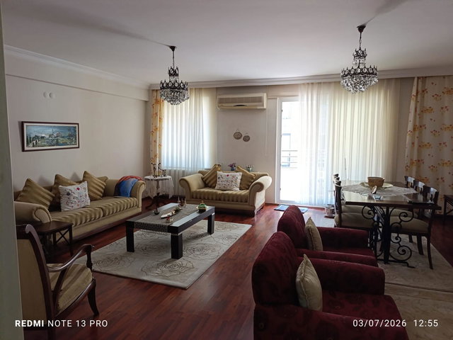 MANİSA ŞEHZADELER YARHASANLAR’DA ÇARŞI MERKEZİNDE 3+1 | 185 M² BRÜT | BALKONLU TERASLI ARAKAT DAİRE