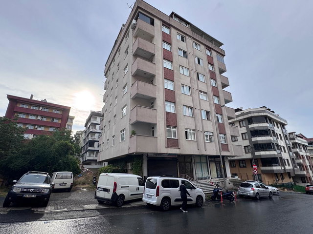 MALTEPE FINDIKLI BAŞIBÜYÜK YOLU CADDESINDE  İSKANLI 3+1 SATILIK DAİRE