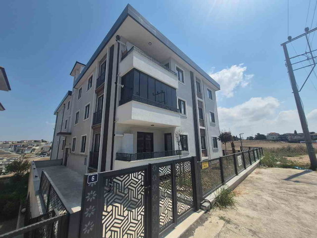 SERDIVAN KEMALPAŞA'DA 2+1  KAPALI OTOPARKLI, ASANSÖRLÜ DAIRE