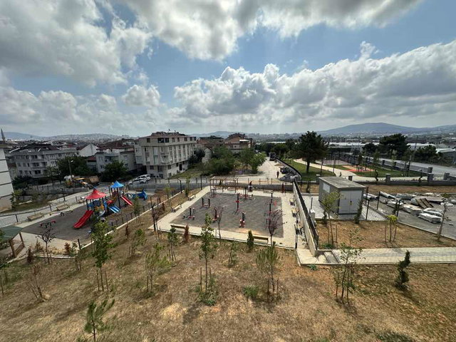 SARIGAZI TOKİ'DE 3 + 1 ARA KAT DAIRE