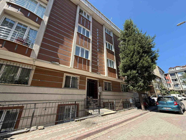 REMAX'TAN CEBECI'DE KREDIYE UYGUN SATILIK 2+1 YÜKSEK GIRIŞ DAIRE